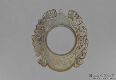 图片[3]-Jade She Thumb Ring-Shaped Pendant with Dragon Pattern, early to mid-Western Han dynasty, 206-74 BCE-China Archive